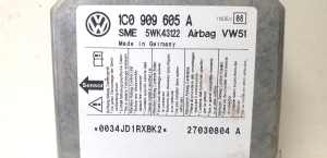 Volkswagen Transporter T5 (2003–2015) Airbag module 1C0 909 605 A - 2
