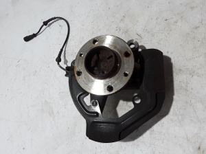 RENAULT Twingo III (2014–2026) Front wheel hub 400157575R - 3