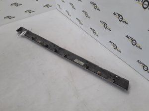 VOLVO S80 II (2006–2016) Esiukse liist 30791066 - 2