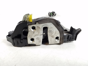 TOYOTA Prius W20 (2003–2011) Front door lock 69040-47070 - 5
