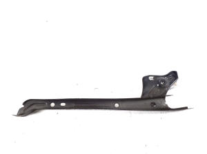TOYOTA Prius W30/35 (2009–2015) Esiraami keskosa lukust allapoole 53208-47010 - 2