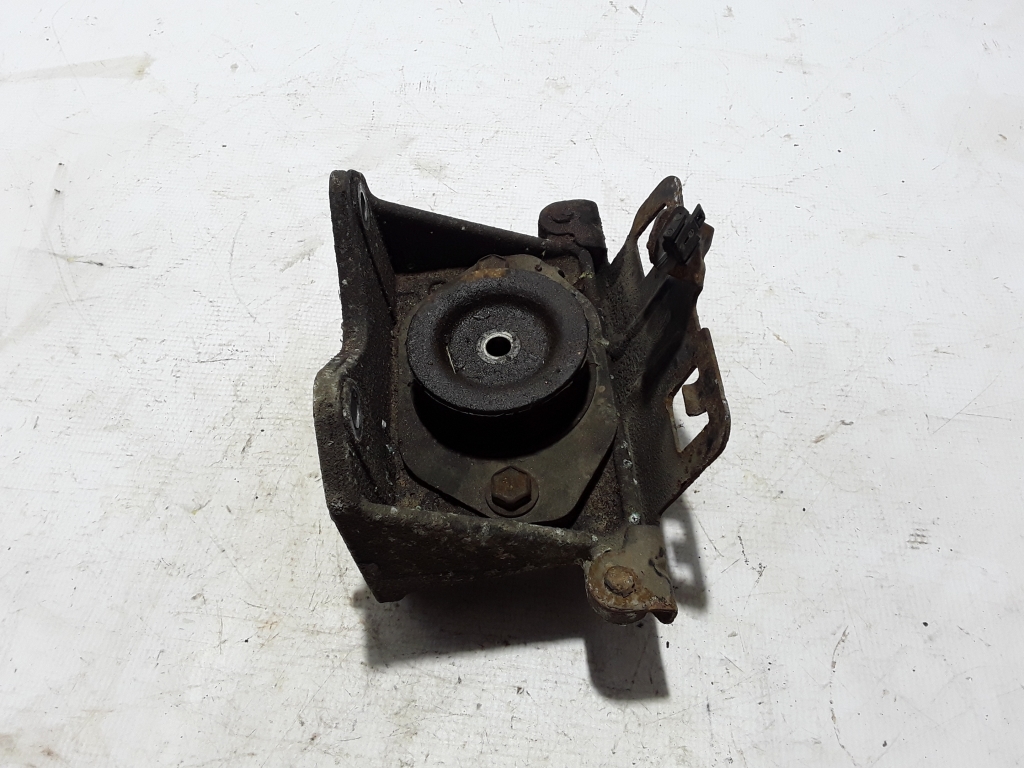 RENAULT Master II (1998–2010) Motorhalter 8200712192 RENAULT Master II (1998–2010) Motorhalter 8200712192