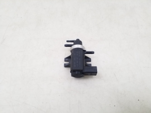 Volkswagen Sharan (1995–2010) Magnetventil 1J0906627 - 3