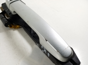 TOYOTA RAV 4 A2 (2000–2005) Front door external opening handle and its details - 2