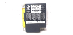 Volkswagen Passat B6 (2005–2010) Airbagsteuergerät 3C0 909 605F - 3