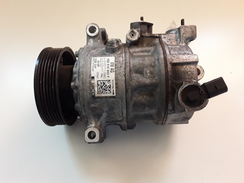 Used Volkswagen Tiguan Air conditioner compressor 5Q0816803F