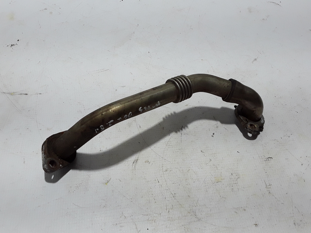 Used RENAULT Master EGR valve pipe 8200418428
