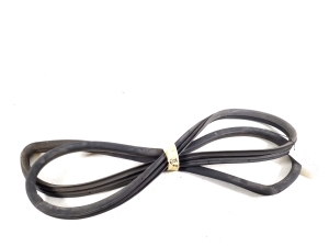 TOYOTA RAV 4 A2 (2000–2005) Tagumise küljeukse tihenduskumm 62331-42010 - 2