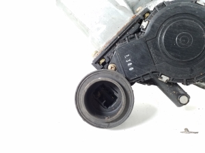 TOYOTA RAV 4 A2 (2000–2005) Priekšējo durvju logu pacēlājs un tā daļas - 3