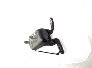 TOYOTA RAV 4 A2 (2000–2005) Rear side door upper hinge 68750-32060 - 2
