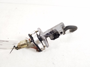 TOYOTA RAV 4 A2 (2000–2005) Clutch master cylinder 31420-42030 - 2