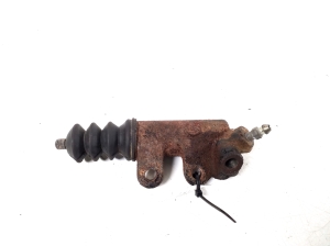 TOYOTA RAV 4 A2 (2000–2005) Clutch slave cylinder 31470-32022 - 2