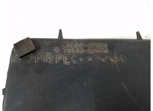 TOYOTA RAV 4 A2 (2000–2005) Luftleitblech für den Ladeluftkühler 76109-42010 - 2