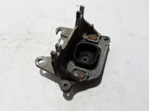 RENAULT Trafic III (2014–2022) Gearbox mount 112228161R - 3
