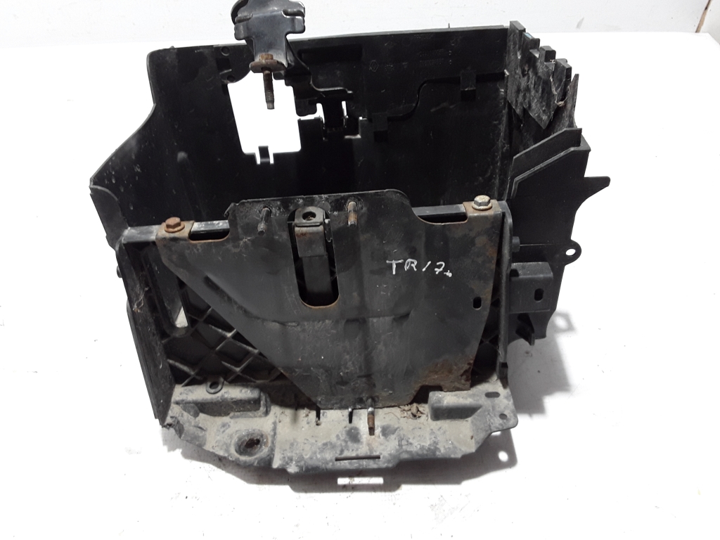 RENAULT Trafic 3 generation (2014-2023) Support de batterie 244465670R 22453338