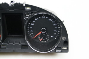Volkswagen Passat B7 (2010–2014) Instrument cluster 3AA920970J - 4