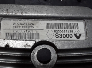 RENAULT Megane II (2002–2009) Motorsteuergerät 8200387138 - 2