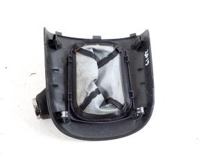 TOYOTA RAV 4 A2 (2000–2005) Ātrumkārbas sviras apdare 58808-42010 - 3