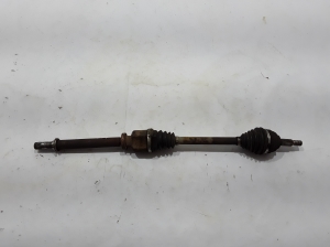   Antriebswelle vorne und ihre Teile  - 391001510R 