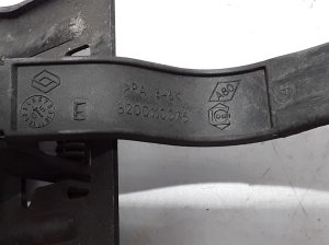 RENAULT Megane II (2002–2009) Hood release handle on the hood 8200110075 - 3