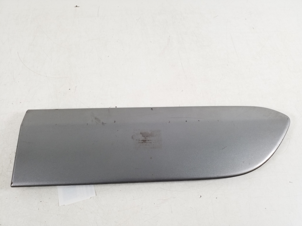 TOYOTA RAV4 2 generation (XA20) (2000-2006) Left Side Sliding Door Molding 7574242070 21109232