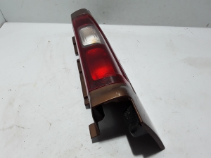  Rear corner lamp 