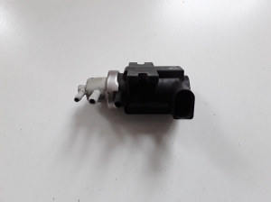 AUDI A4 B7 (2004–2008) Magnetventil 1J0806627B - 3