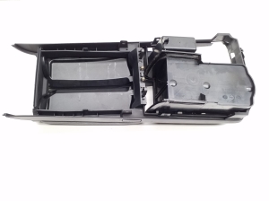 Mercedes Benz C-Class 204 (2007–2014) Center console A2046801339 - 2