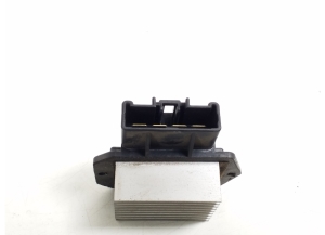 TOYOTA Corola Verso E12 (2001–2004) Cabin shoulder motor resistance 87138-20360 - 3