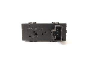 TOYOTA Prius W20 (2003–2011) Salongi kell 83910-47040 - 2