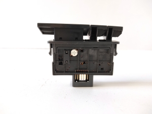 TOYOTA Prius W20 (2003–2011) Warnblinkschalter 84330-47020 - 4