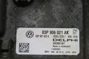 Volkswagen Polo V (2009–2017) Motora vadības bloks 03P906021AK - 2