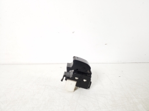 TOYOTA Prius W20 (2003–2011) Rear side door window switch 84810-12080 - 3