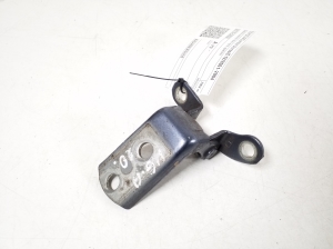 TOYOTA Corola Verso E12 (2001–2004) Rear side door lower hinge 68770-52030 - 2