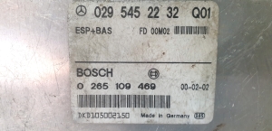 Mercedes Benz E-Class W210 (1995–2002) Motorsteuergerät 029 545 22 32 Q01 - 2