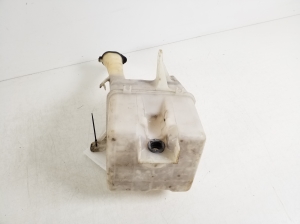TOYOTA Corola Verso E12 (2001–2004) Scheibenwaschbehälter vorne 85315-13030 - 4