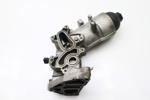 BMW 5 SERIES E60 (2003–2010) Ölfiltergehäuse 7788453 - 3