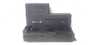 Fuse boxes - A 019 545 56 32