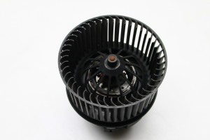Salongi puhuri mootor - AV6N18456DA