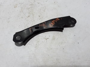 Front subframe bracket - 35250R