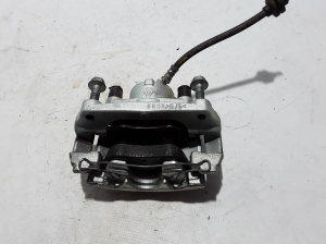 RENAULT Captur (2019–2026) Eesmine pidurisadul 410009098R - 4