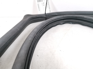 TOYOTA Corola Verso E12 (2001–2004) Tagumise küljeukse tihenduskumm 62332-13040 - 2