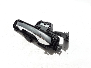 Mercedes Benz GLS 166 (2015–2019) Rear side door exterior handle and its parts - 3