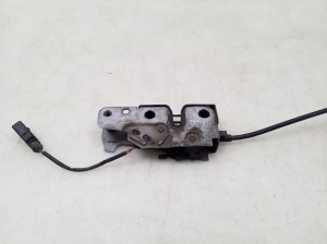 Skoda Superb (2008–2015) Hood latch - 3