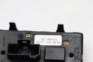 Ford Mondeo III (2000–2007) Front door glass switch 3S7T14A132BA - 4