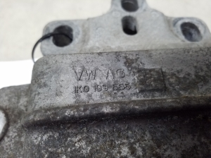 Skoda Superb (2008–2015) Engine mount 1K0199555 - 3