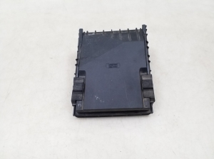 Skoda Superb (2008–2015) Front fuse box cover 1K0937132F - 4