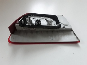 Jaguar XE (2015–2026) Tagatuli tagaluugil GX7315K272AE - 2
