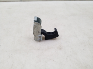 Skoda Superb (2008–2015) Sonstiger Halter 3T9867615B - 4