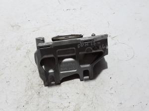   Gearbox mount  - 11222888R 